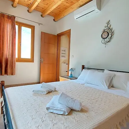 Laertis Luxury House 別荘