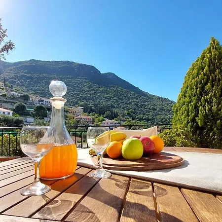 Laertis Luxury House Perachori